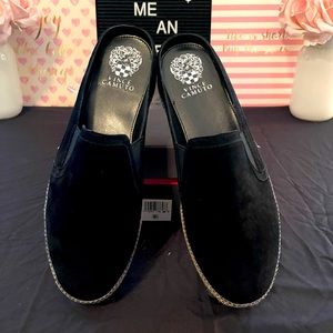 Brand New Vince Camuto Merinney Flatform Mule